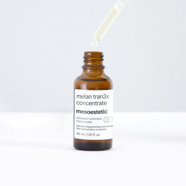 melan tran3x concentrate של mesoestetic - סרום לפיגמנטציה בתמונת גלריה
